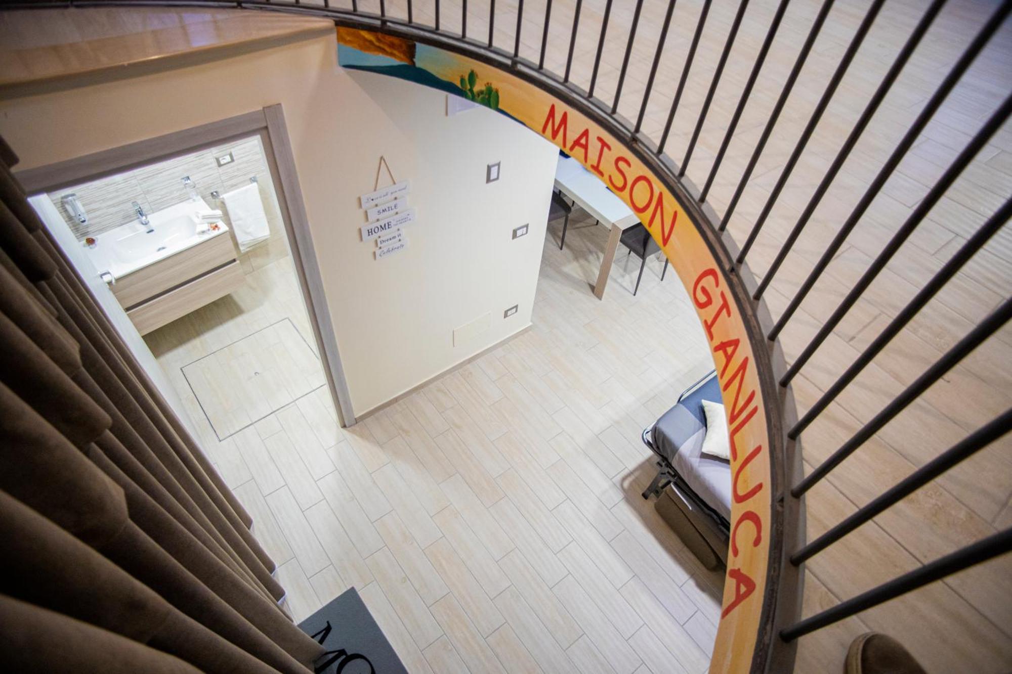 Apartment Gianluca Maison