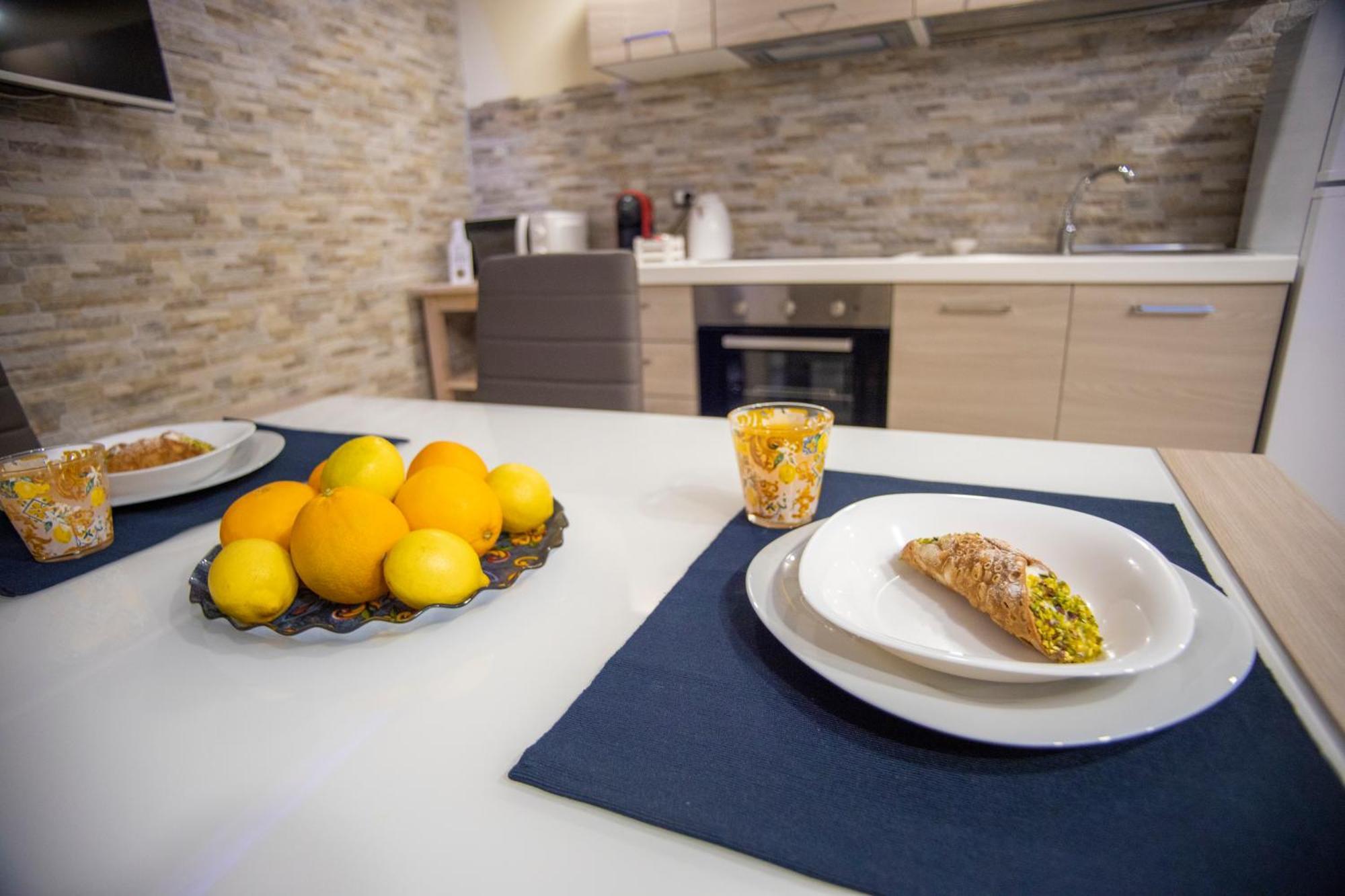 Apartment Gianluca Maison Catania